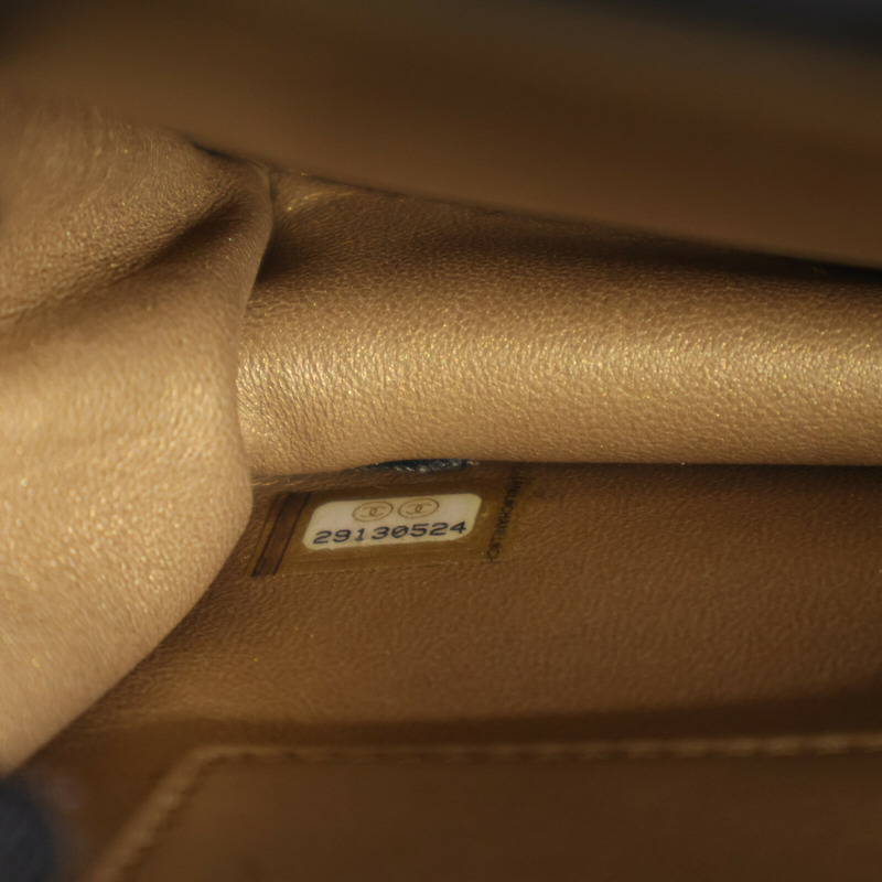 CHANEL 羊皮皮革Shoulder Bag金扣肩背袋-7