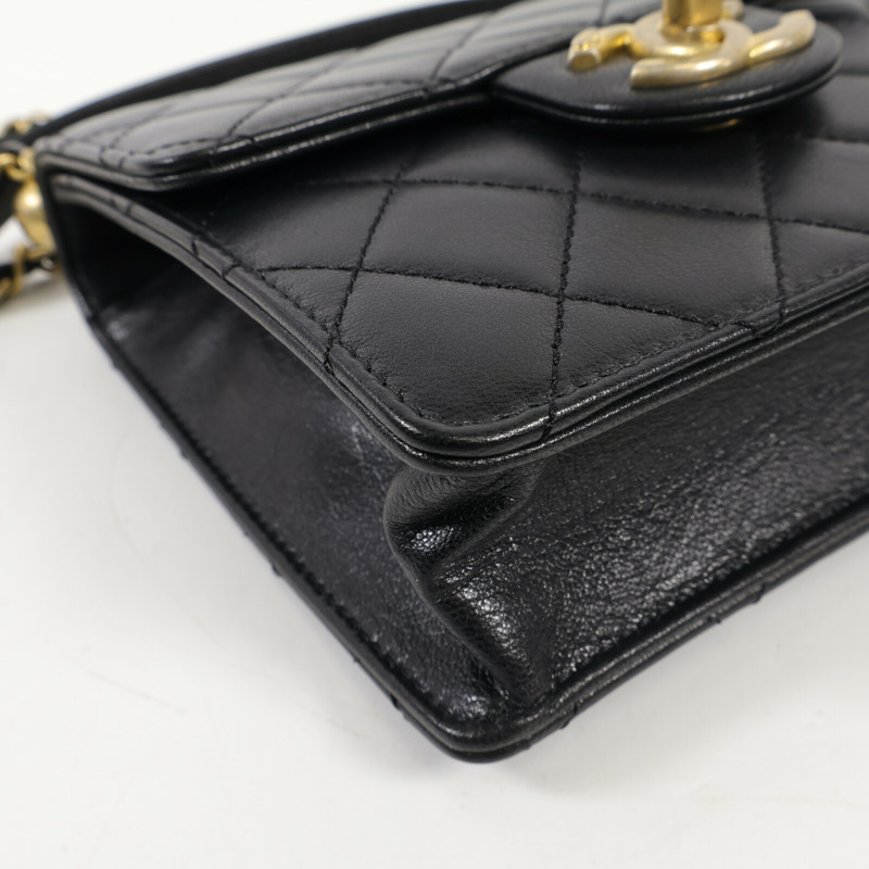 CHANEL 羊皮皮革Shoulder Bag金扣肩背袋-10