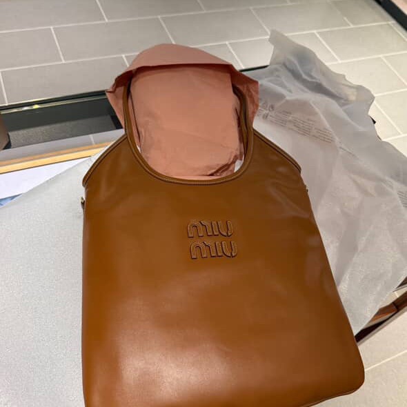 MIU MIU IVY全新閑置品 焦糖色-5