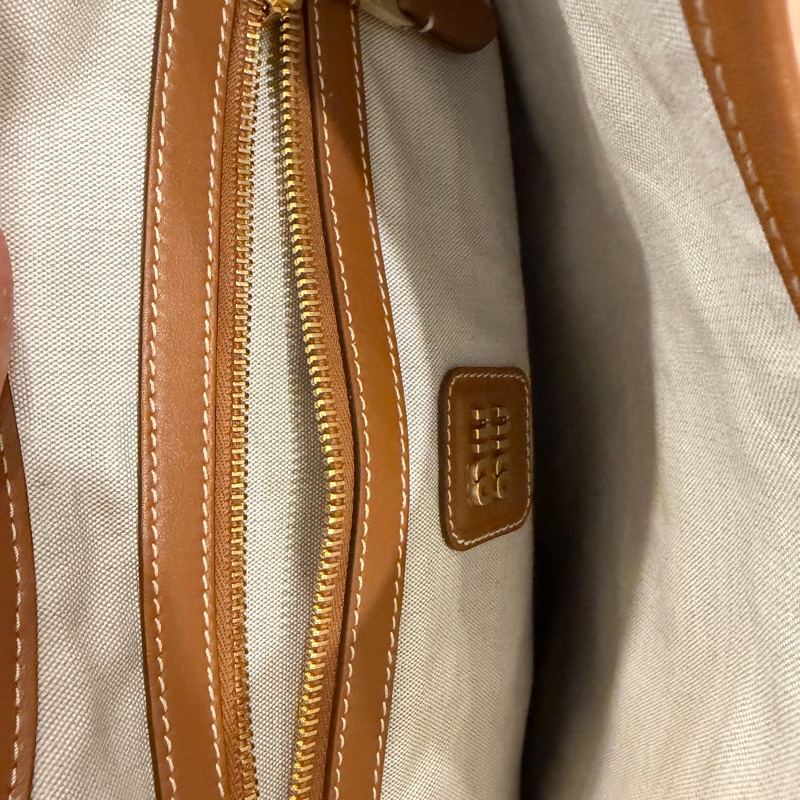 MIU MIU IVY全新閑置品 焦糖色-10