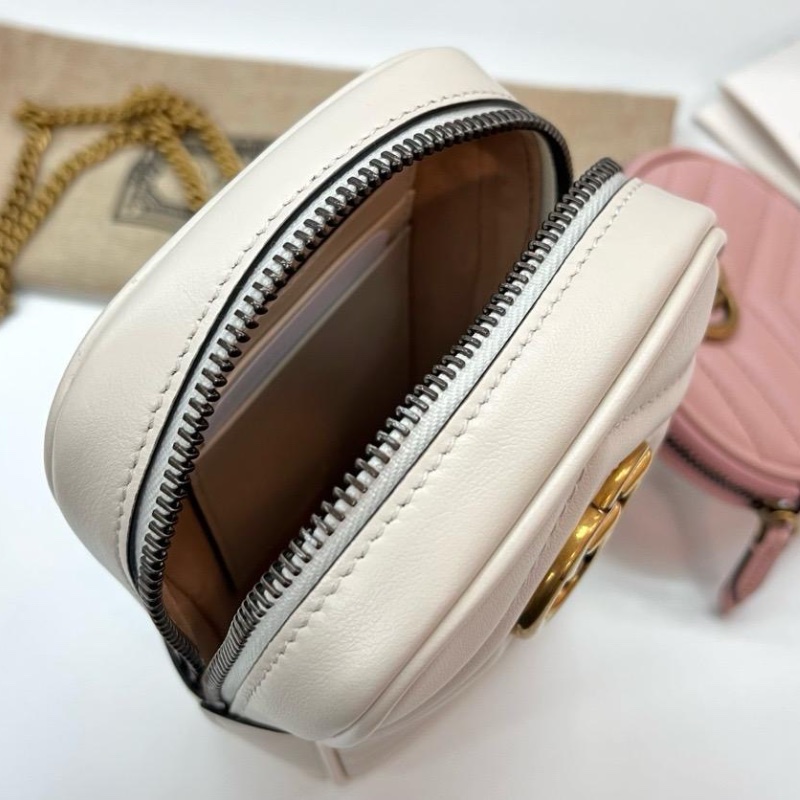 Gucci shoulder bag in pink-3