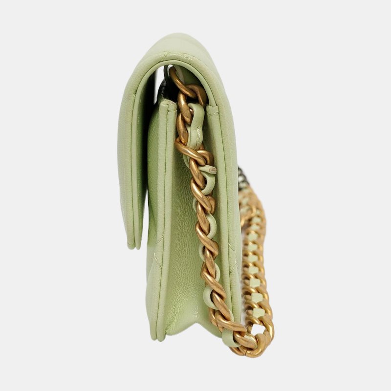 CHANEL 19 綠色羊皮菱格紋絎縫斜背包單肩包 金色銀色釕色五金 31開 配件齊全 9.8新-2