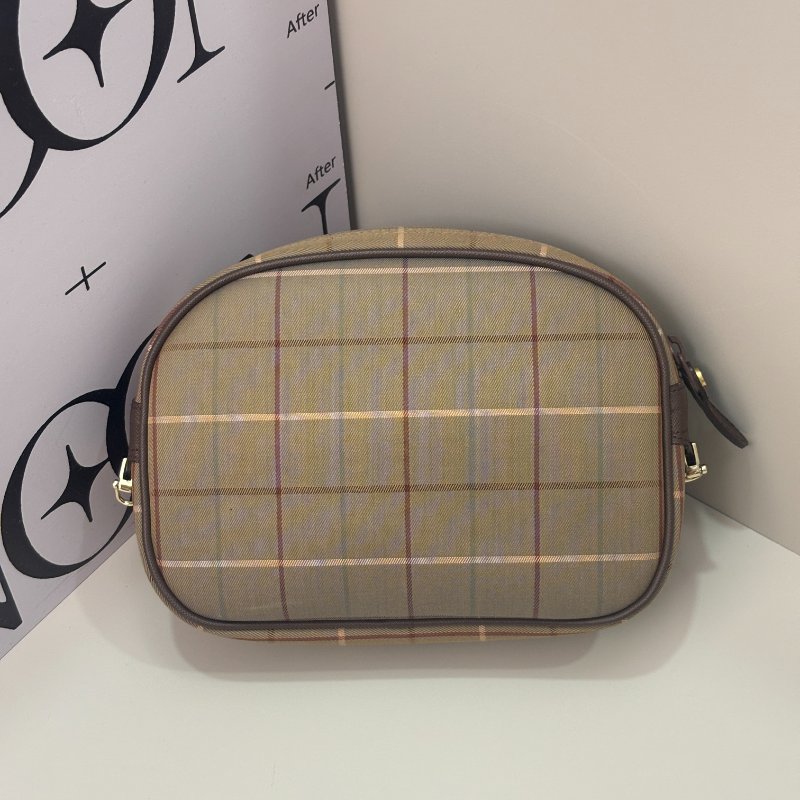 📍BURBERRY 化妝包改造-1