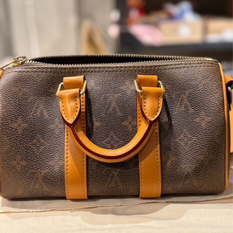 LV Keepall Bandouliere 25-8