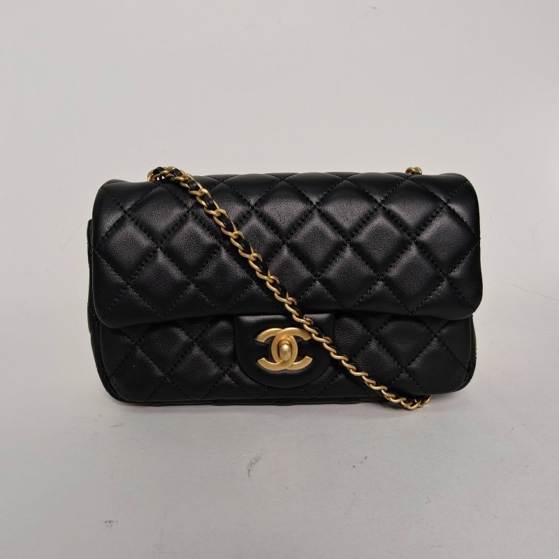 CHANEL CF口蓋包大Mini20黑色羊皮晶片開金扣金球調節扣肩帶肩背包-0