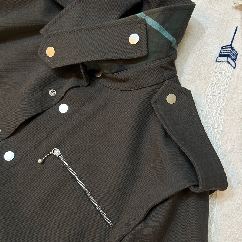 BURBERRY英國水瀨棕色羊毛襯衫UK2-7