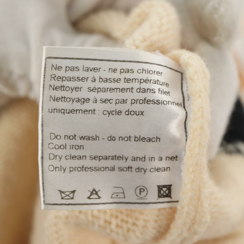 【日本直送】香奈兒羊毛衫 米色 紅色 黑色 CC 標誌 Auth 129782M-22