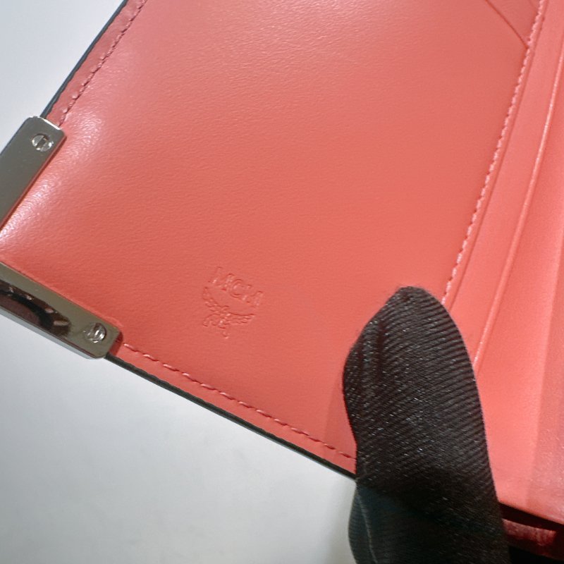 TW4510 MCM 長款錢包 全皮 帶肩帶可變小包包Long Wallet On Chain Leather Pink-13