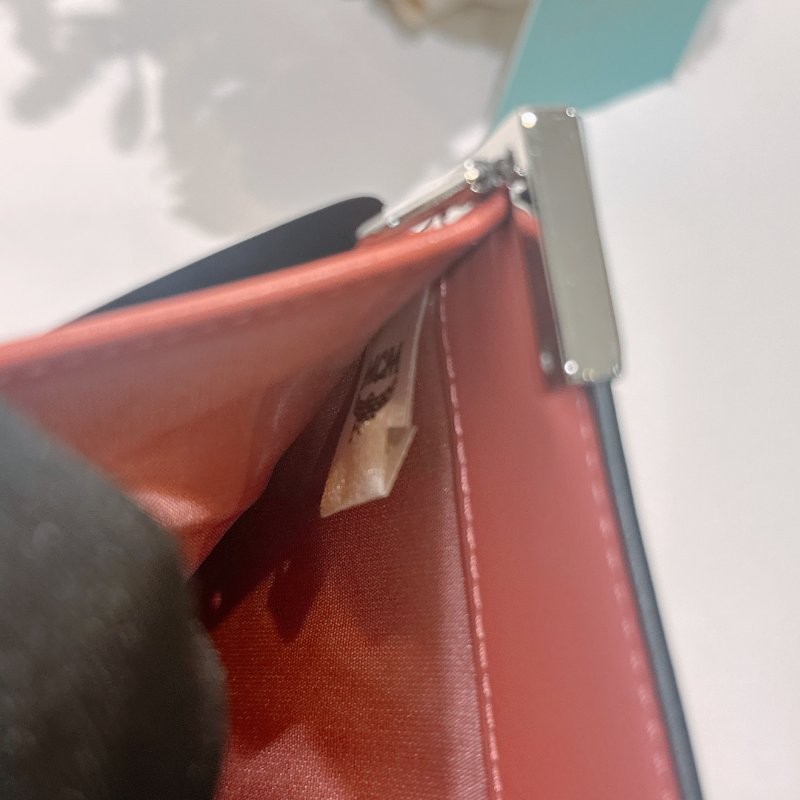 TW4510 MCM 長款錢包 全皮 帶肩帶可變小包包Long Wallet On Chain Leather Pink-18