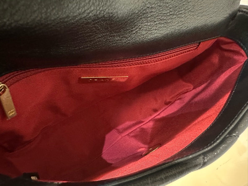 Chanel 黑山羊霧金釦19下蓋手提斜背包 AS1160-9