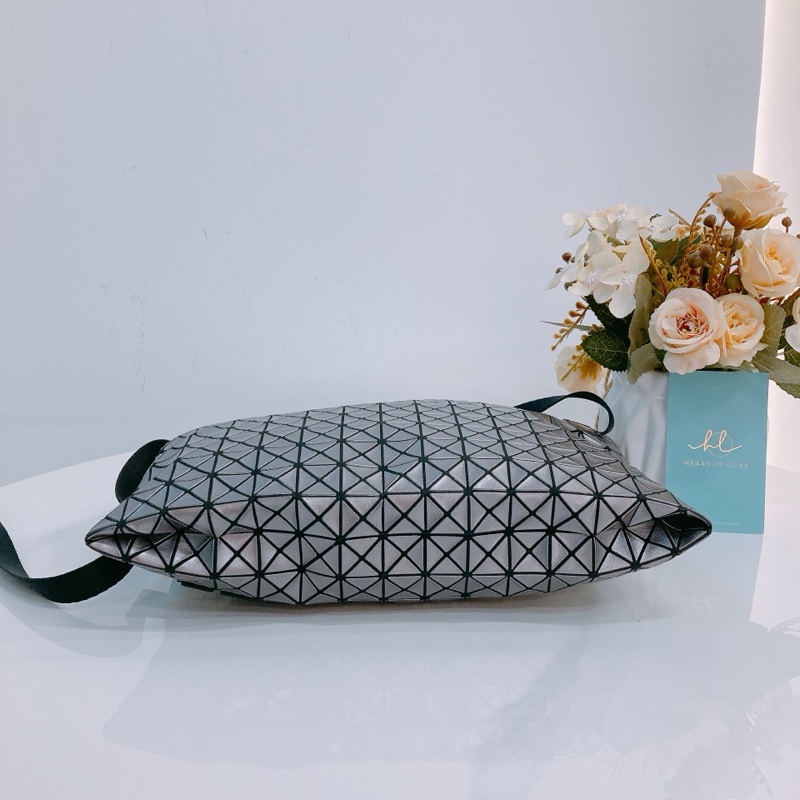 MS0373 BAO BAO ISSEY MIYAKE 經典格仔紋肩帶包包SHOULDER BAG PVC-4