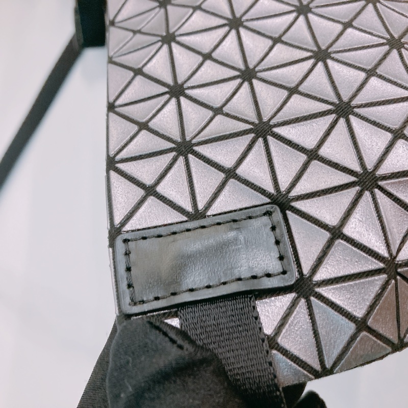 MS0373 BAO BAO ISSEY MIYAKE 經典格仔紋肩帶包包SHOULDER BAG PVC-5