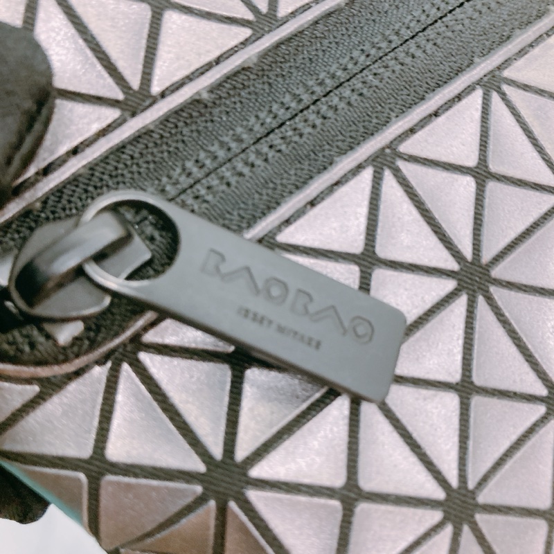 MS0373 BAO BAO ISSEY MIYAKE 經典格仔紋肩帶包包SHOULDER BAG PVC-9