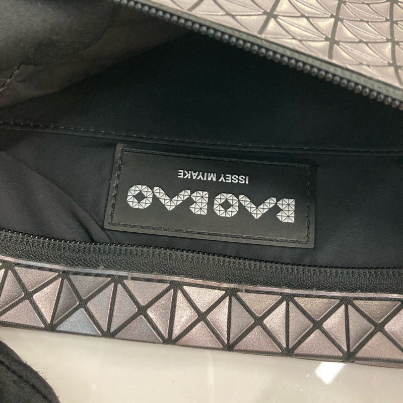 MS0373 BAO BAO ISSEY MIYAKE 經典格仔紋肩帶包包SHOULDER BAG PVC-29