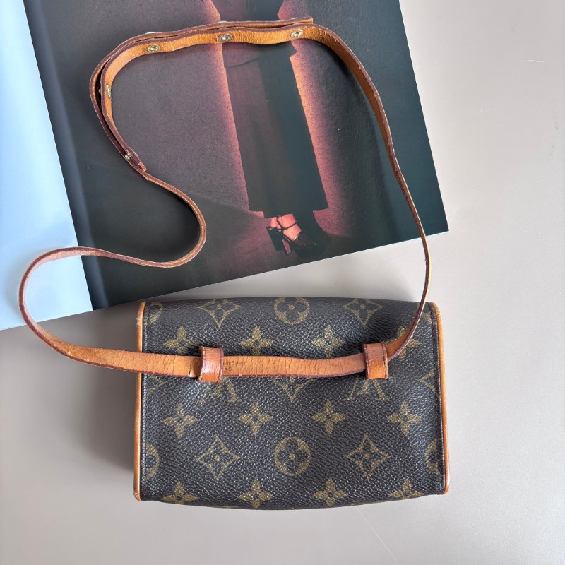 ::LOUIS VUITTON:: LV MONOGRAM FLORENTINE POCHETTE 經典佛羅倫斯腰包 XS 尺寸 櫃姐包-1