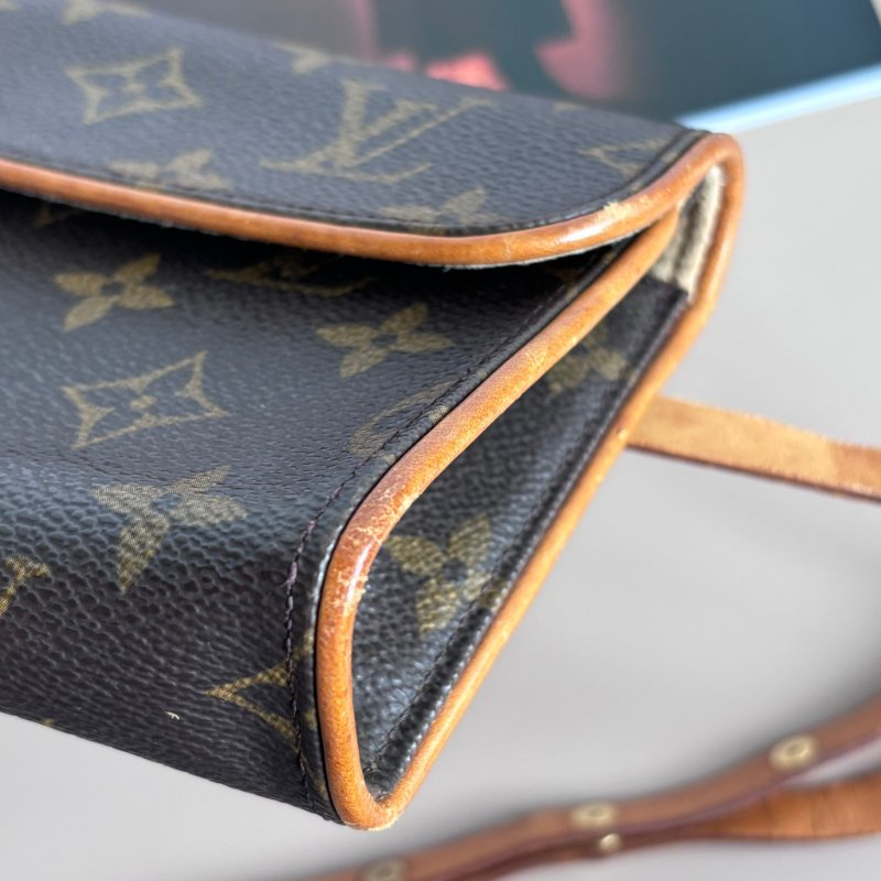 ::LOUIS VUITTON:: LV MONOGRAM FLORENTINE POCHETTE 經典佛羅倫斯腰包 XS 尺寸 櫃姐包-4