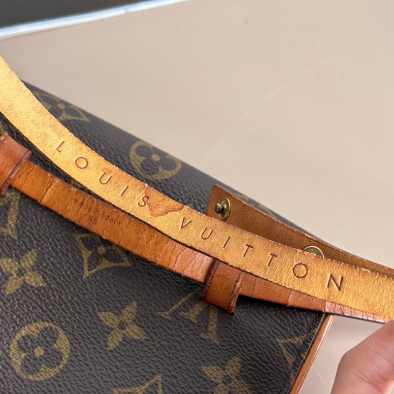 ::LOUIS VUITTON:: LV MONOGRAM FLORENTINE POCHETTE 經典佛羅倫斯腰包 XS 尺寸 櫃姐包-11