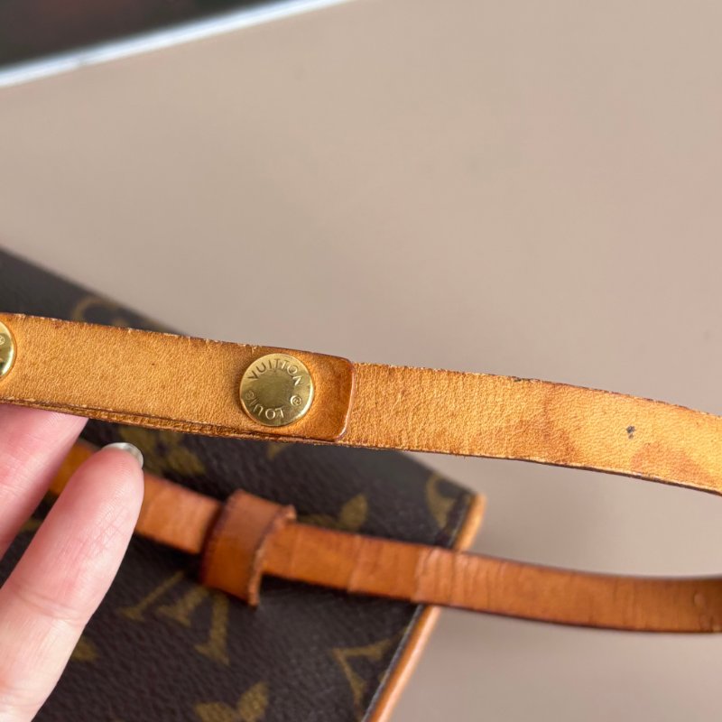 ::LOUIS VUITTON:: LV MONOGRAM FLORENTINE POCHETTE 經典佛羅倫斯腰包 XS 尺寸 櫃姐包-13