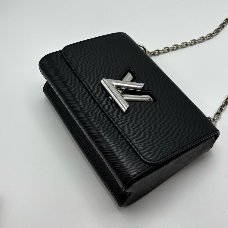 Louis Vuitton Twist 水波紋 肩背包 中號黑銀-3