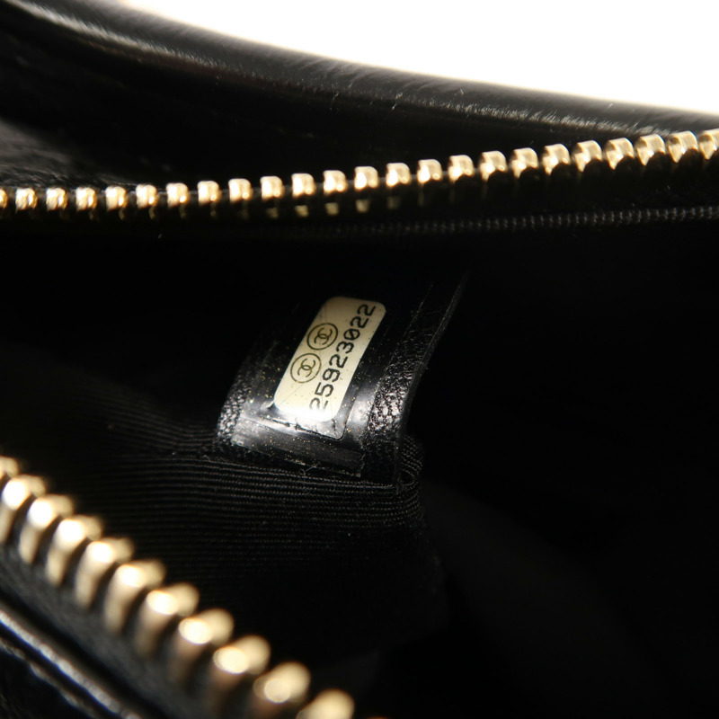 CHANEL 羊毛/皮革Gabrielle Small鏈帶肩背袋-7