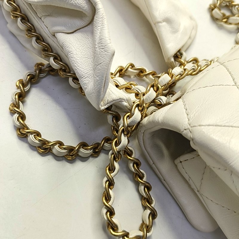 CHANEL CLASSIC FLAP 迷你 白色羊皮萎格紋絎縫大迷你單肩包斜挎包 金色五金 30開-13