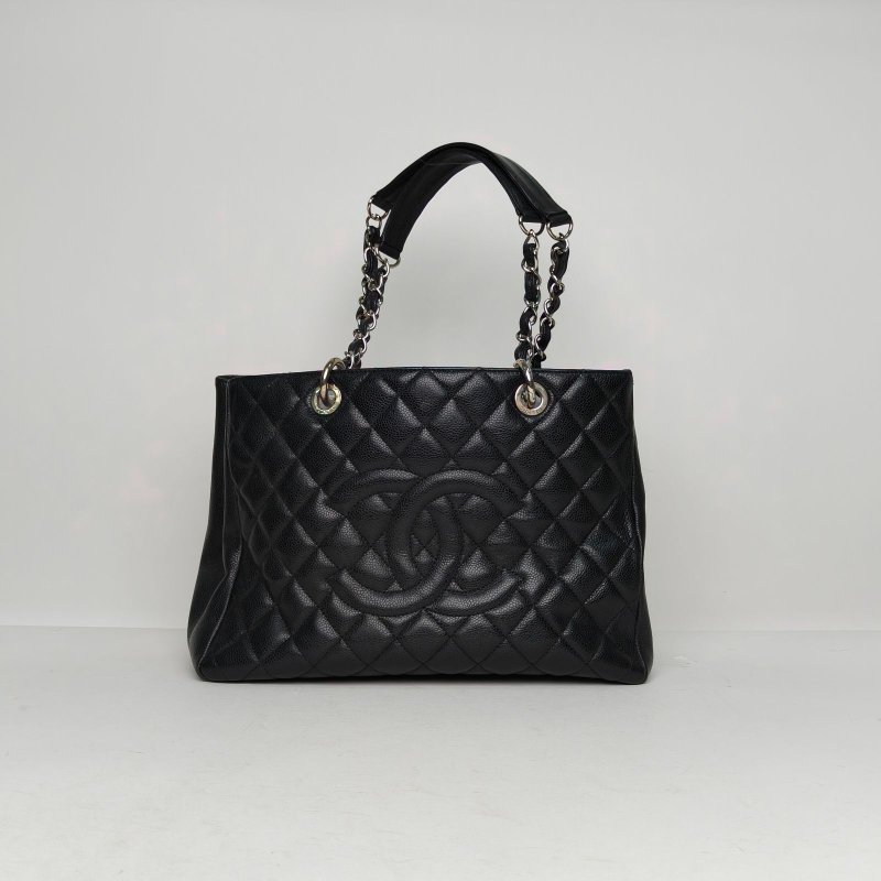 CHANEL GST購物袋小號33黑色荔枝牛皮13開銀扣肩背包-0