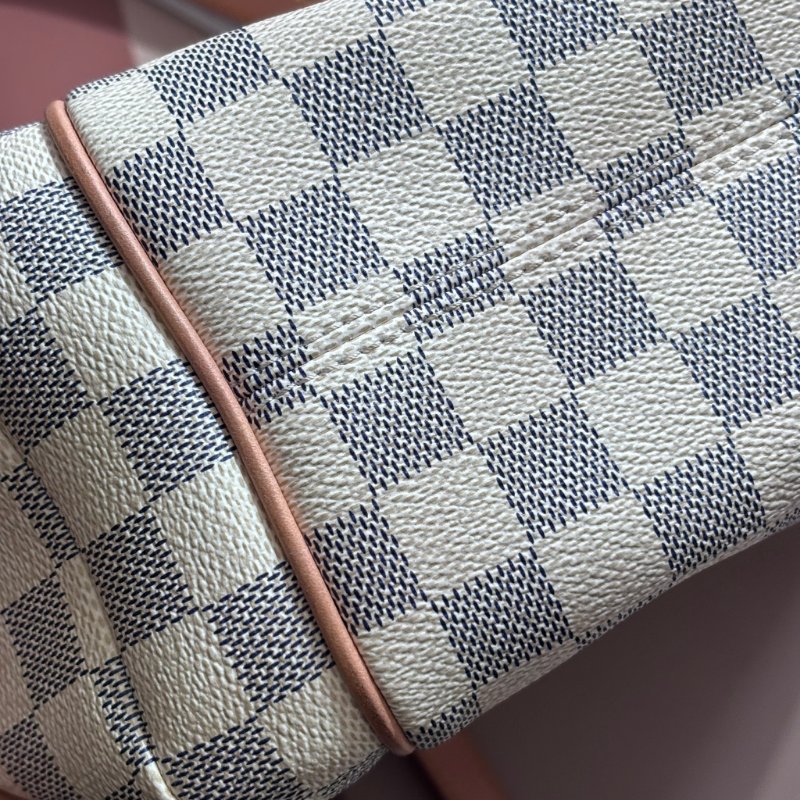 ::LOUIS VUITTON:: N41280 白色棋盤格 Damier Azur Totally PM 側背包-19