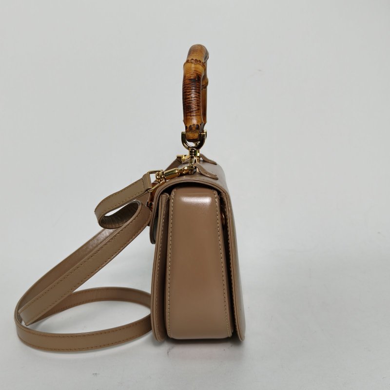 GUCCI 奶茶色牛皮金扣中古手提竹節元寶包肩背包-1