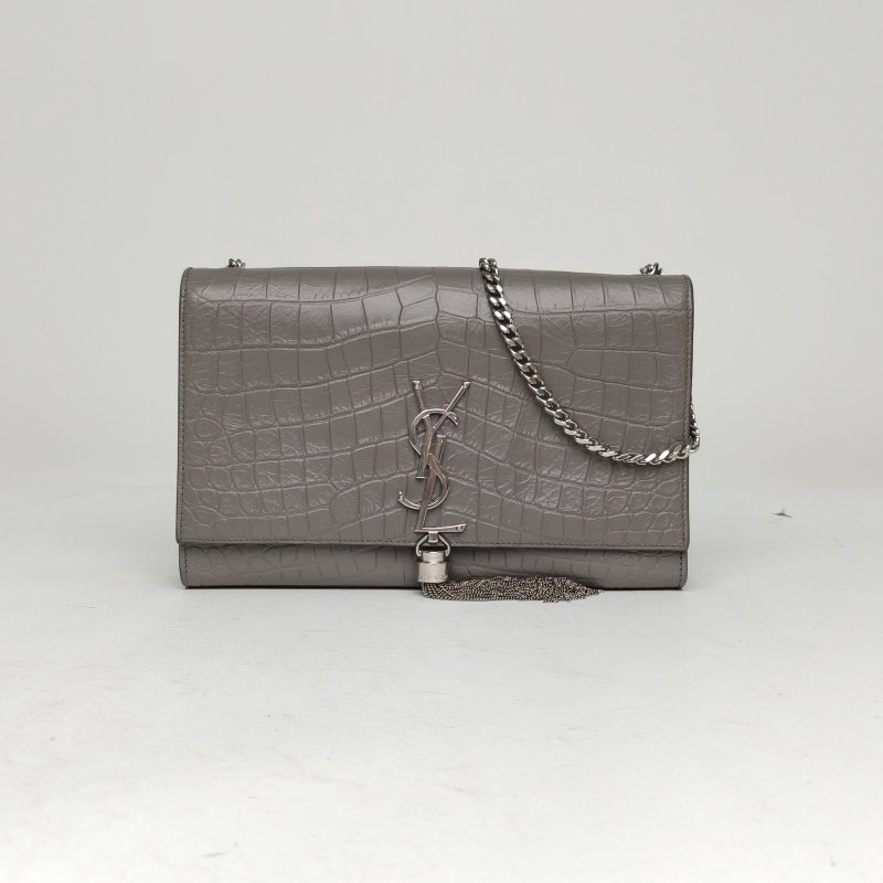 SAINT LAURENT KATE中號24鱷魚壓紋流蘇灰色牛皮銀扣肩背包-0