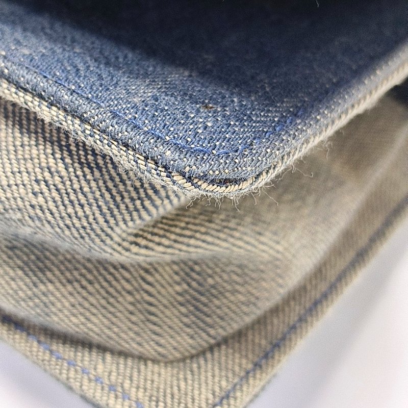 CHANEL BOY CHANEL WOC 灰色牛仔布絎縫V紋單肩包斜挎包 釕色五金 20開 可拆卸肩帶 9.8新-11