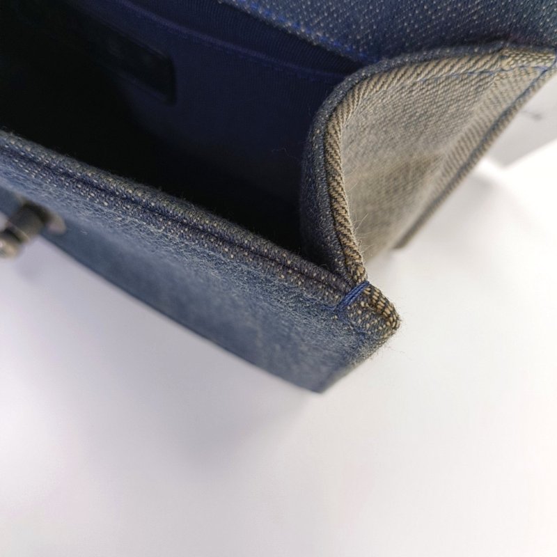 CHANEL BOY CHANEL WOC 灰色牛仔布絎縫V紋單肩包斜挎包 釕色五金 20開 可拆卸肩帶 9.8新-12