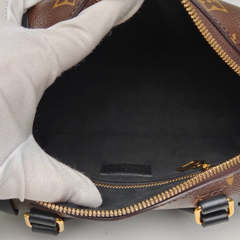 LOUIS VUITTON PETITEMALLESouple手柄軟盒子黑色PVC2020老花肩背包-4