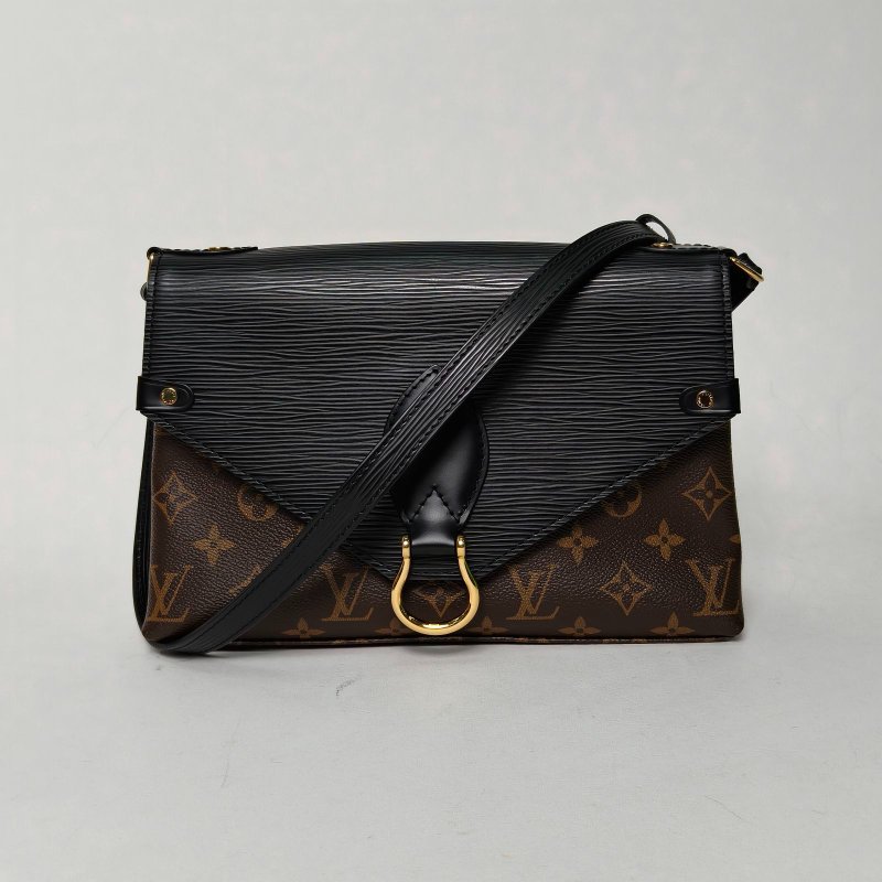 LOUIS VUITTON SAINTMICHEL翻蓋信封包拼黑色PVC/EPI水波紋牛皮2018老花肩背包-0