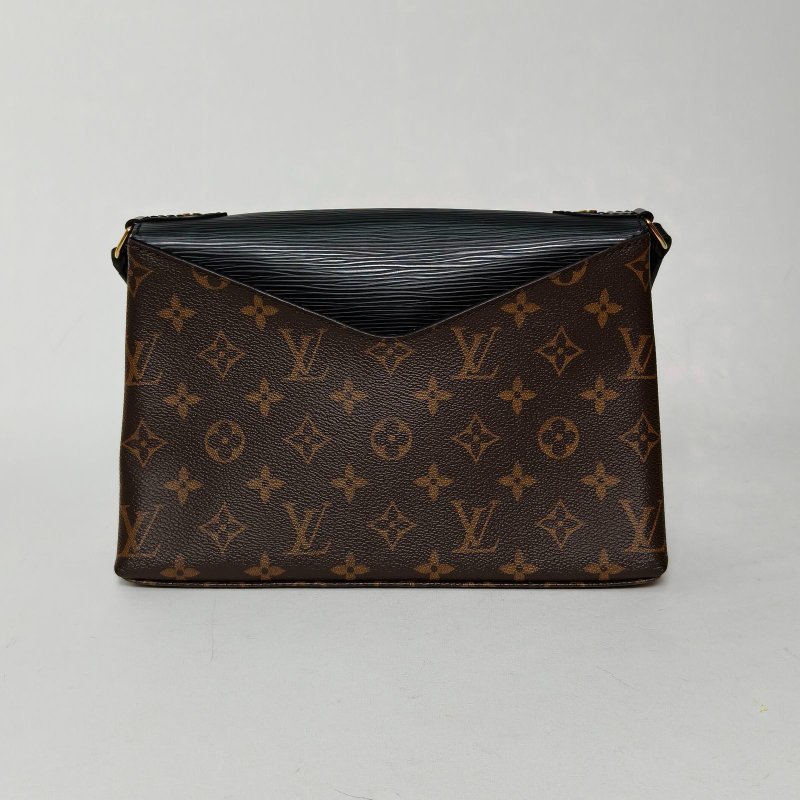 LOUIS VUITTON SAINTMICHEL翻蓋信封包拼黑色PVC/EPI水波紋牛皮2018老花肩背包-2