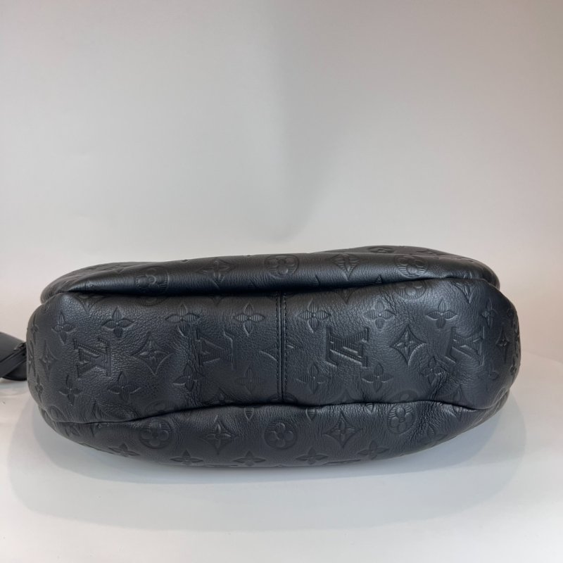 LV M12850/晶片款黑壓紋Hobo Hamac包-4