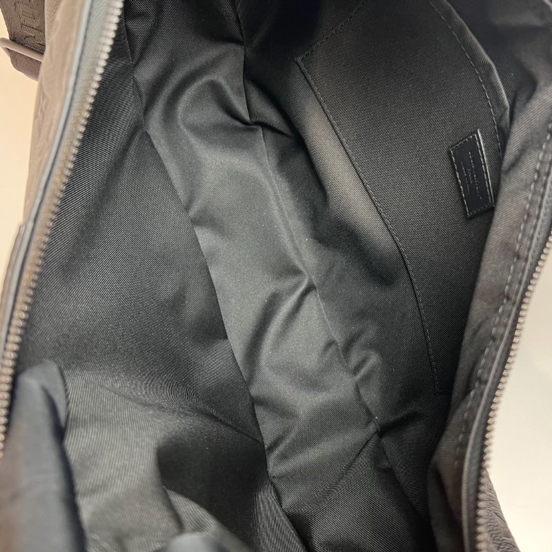 LV M12850/晶片款黑壓紋Hobo Hamac包-5