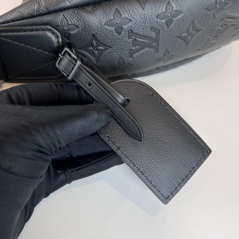 LV M12850/晶片款黑壓紋Hobo Hamac包-6