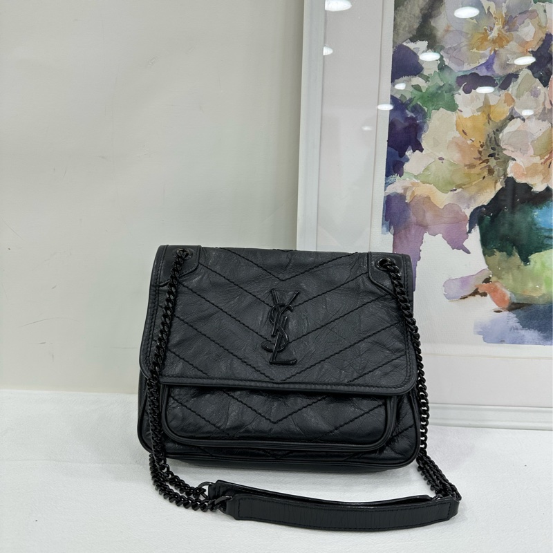YSL聖羅蘭 黑銀niki 小號 斜挎單肩包 22年編碼 黑色油蠟皮 百搭耐用 尺寸：21x6x19-0