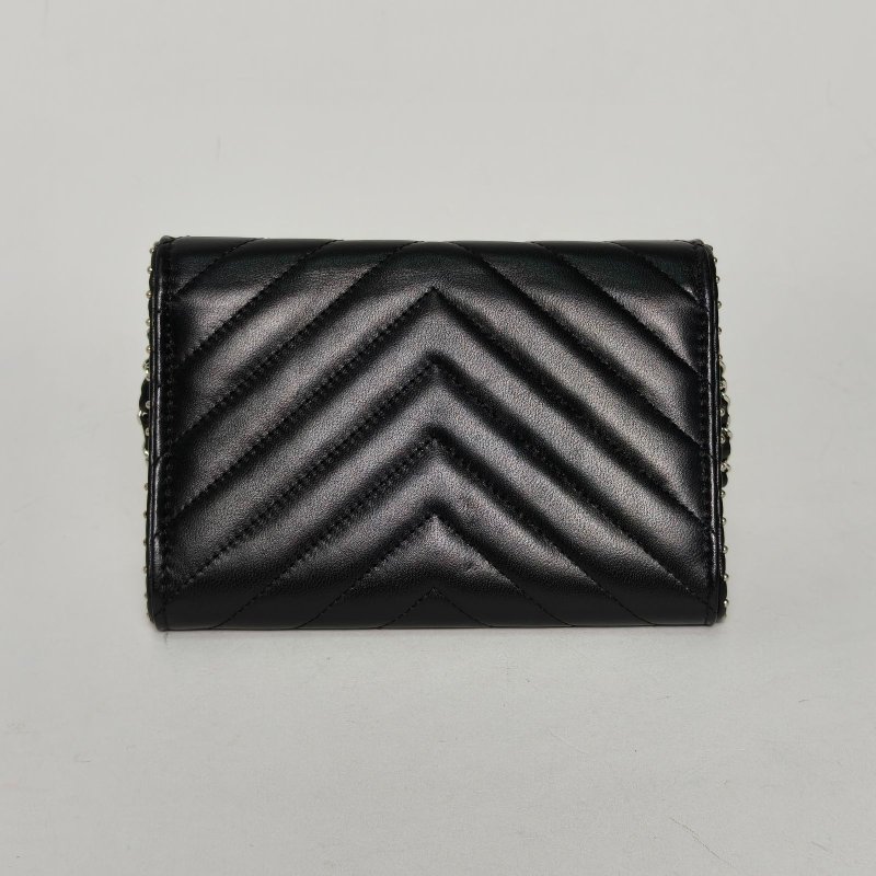 CHANEL 黑色羊皮26開銀扣CFWOC季節款鉚釘15.5mini肩背包-2