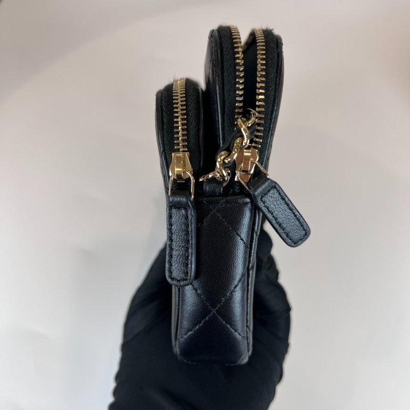CHANEL 季節款拉鍊雙層WOC 羊皮黑晶片款-2