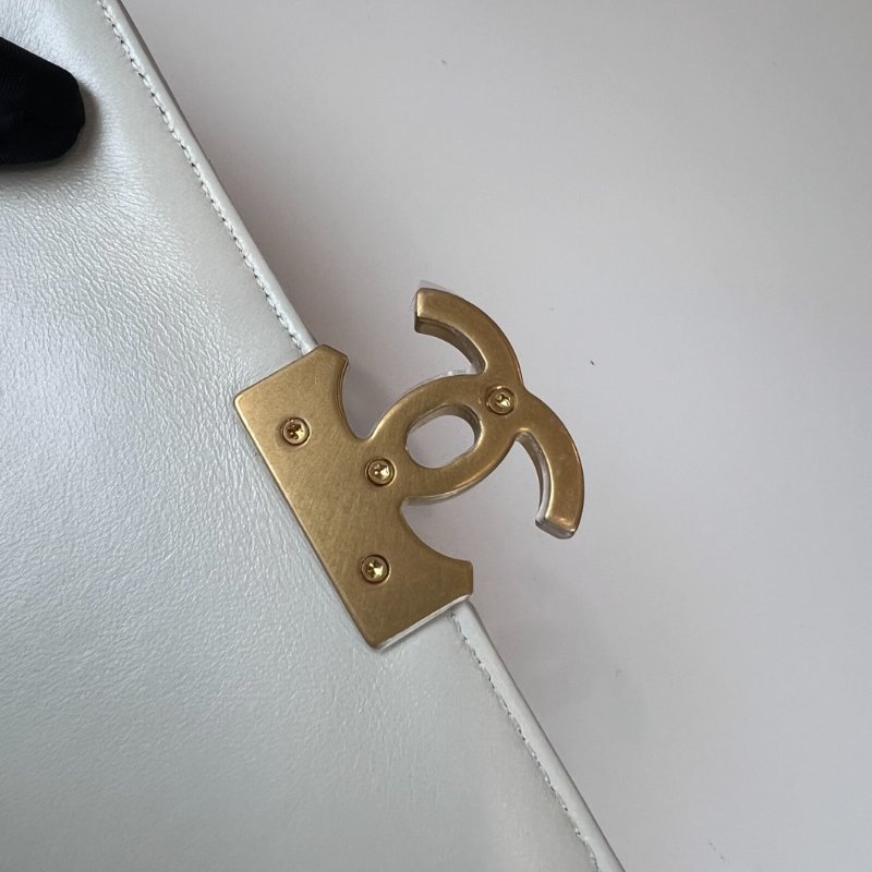 CHANEL CF 珍珠鍊方胖側肩包 白羊皮AS4986/晶片款-8