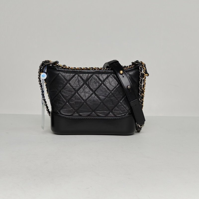 CHANEL GABRIELLE流浪小號20黑色牛皮晶片開金銀扣肩背包-2