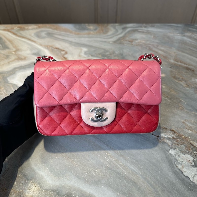 Chanel 限量已絕版 情人節滿鑽徽章款粉色羊皮CF大mini  肩背包斜背包-1