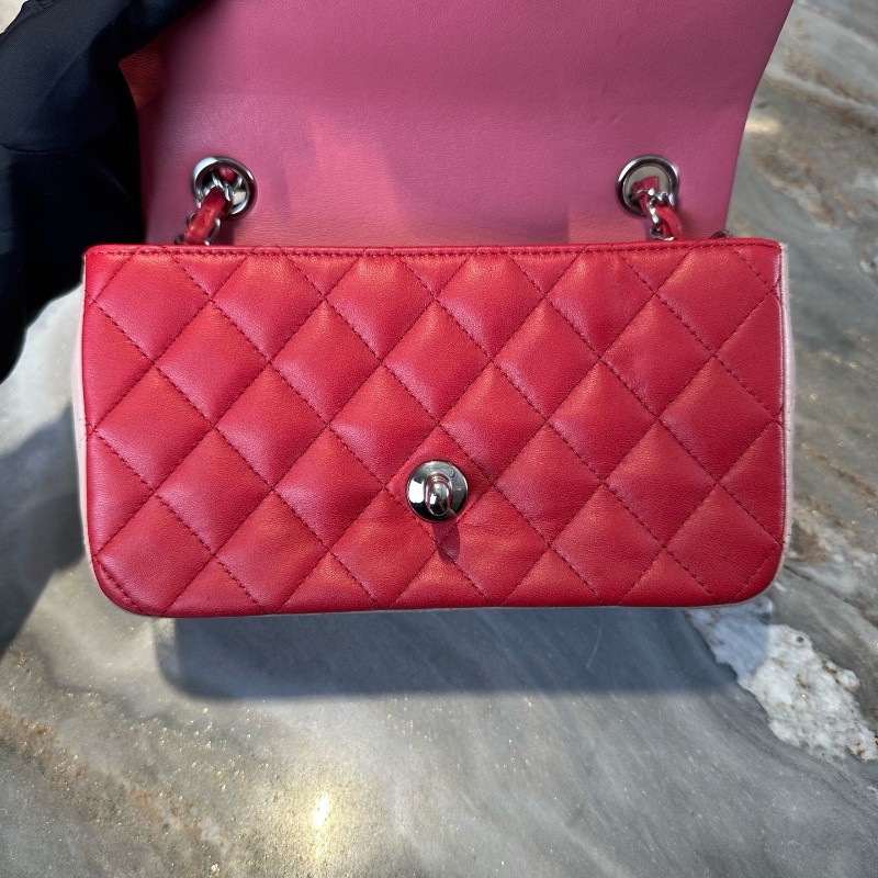 Chanel 限量已絕版 情人節滿鑽徽章款粉色羊皮CF大mini  肩背包斜背包-5