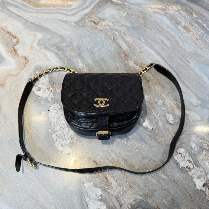 Chanel/香奈兒 19C系列馬鞍包 小豬包 黑金牛皮 斜背包肩背包-0