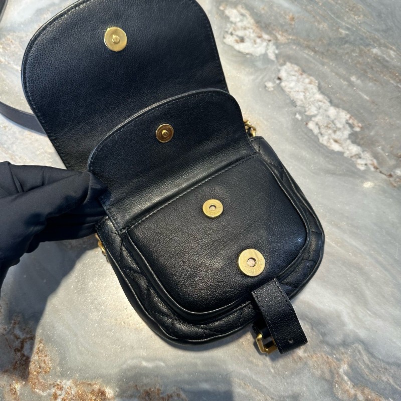 Chanel/香奈兒 19C系列馬鞍包 小豬包 黑金牛皮 斜背包肩背包-3