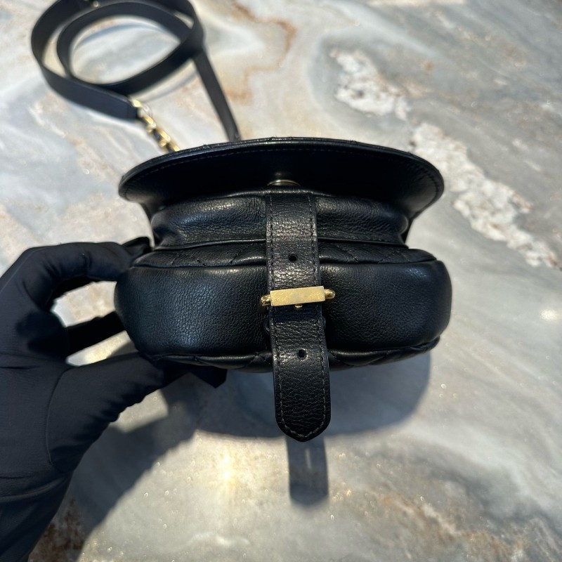 Chanel/香奈兒 19C系列馬鞍包 小豬包 黑金牛皮 斜背包肩背包-6