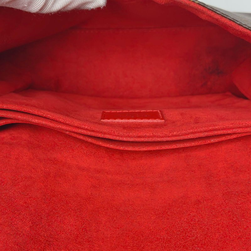 LOUIS VUITTON SAINTMICHEL翻蓋信封包拼紅色PVC/EPI水波紋牛皮2017老花肩背包-4