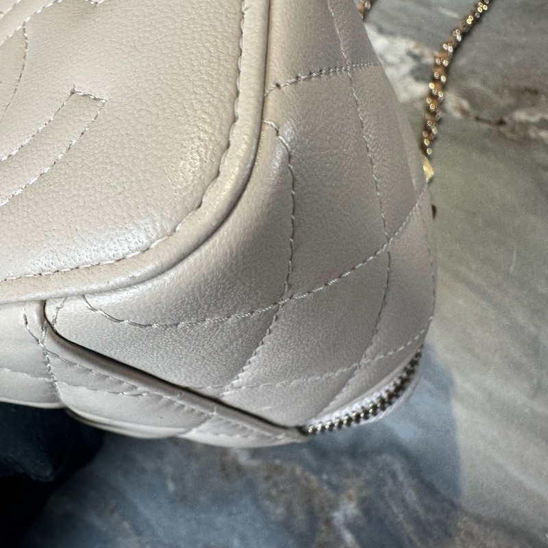 Chanel 23p奶茶金扣羊皮菱格Mini迷你手柄小盒子包-11