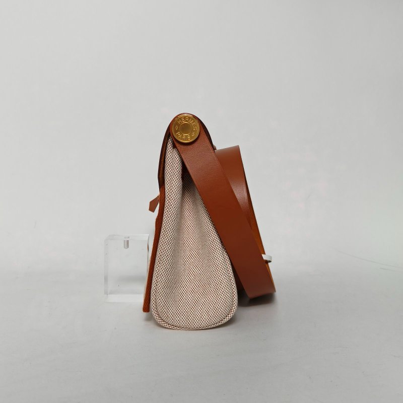 HERMES HerbagZip20帆布拼牛皮14米色拼34黃褐色帆布/Hunter牛皮K2025金扣肩背包-3